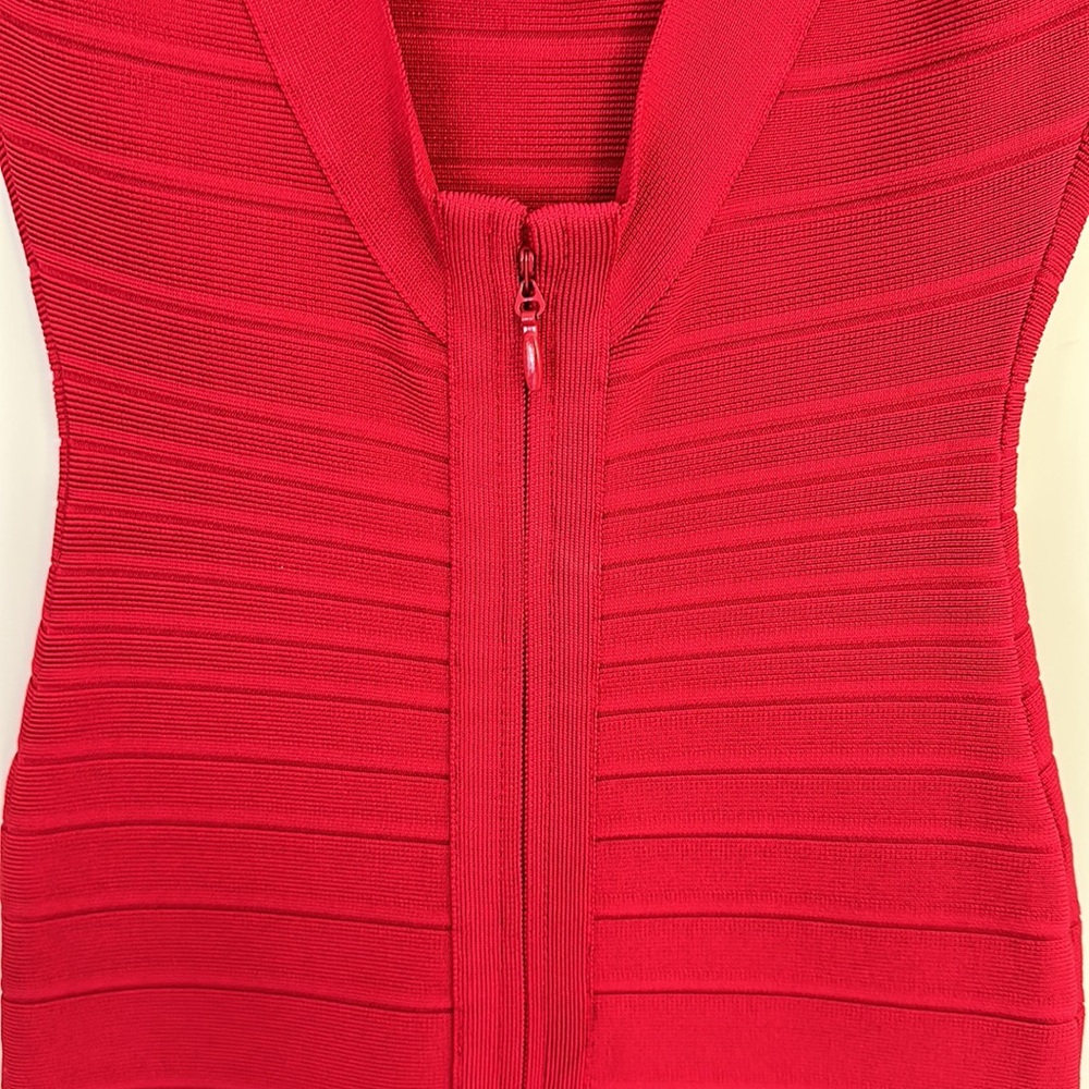 NEW Herve Leger Sydney Red Lipstick Scoop Neck Bandage Dress - Picture 12 of 12